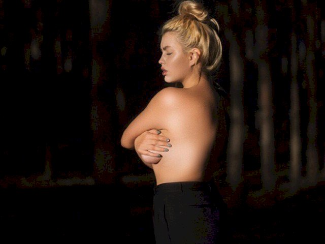 FatalBlonde's profile - Image n°1