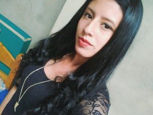 Fetichesdoll's Sexcam