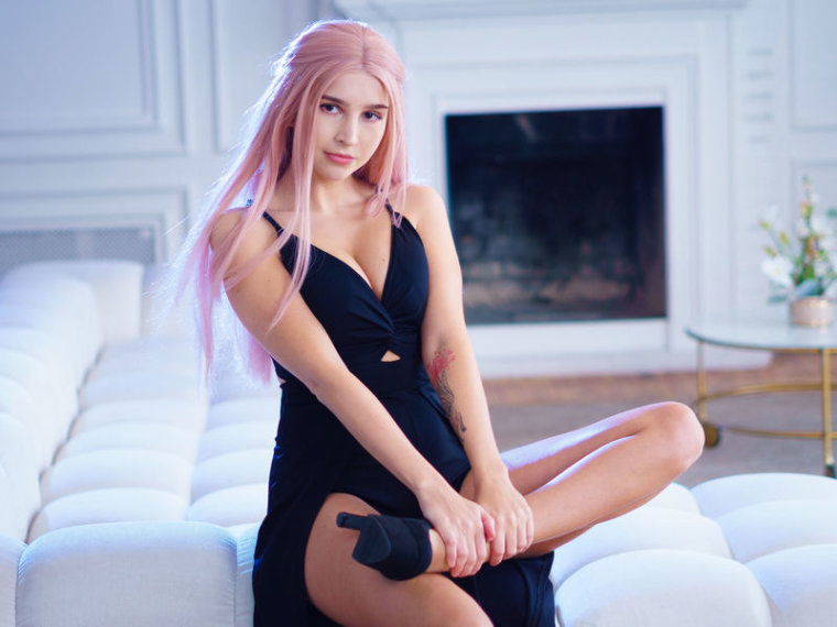FayAdams's profile - Image n°0