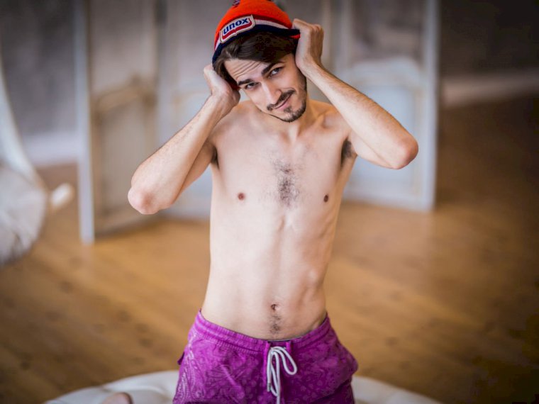 FelixFeather's profile - Image n°1