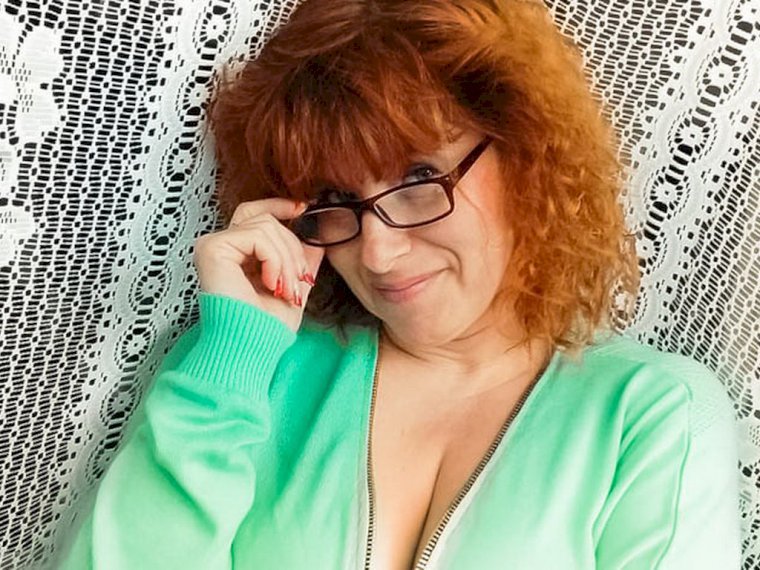 FlirtingWoman's profile - Image n°1
