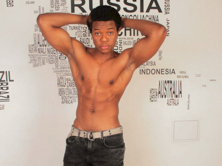 FreddyLew's profile - Image n°0