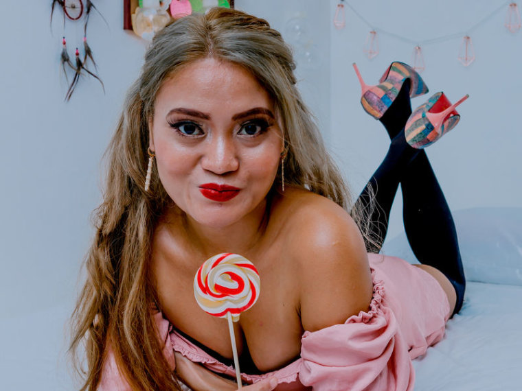 FreyaWilson's profile - Image n°0