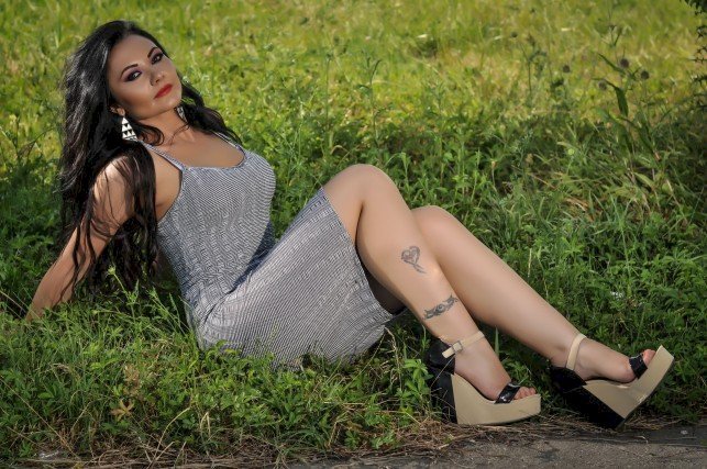 Geneve's profiel - Afbeelding n°86