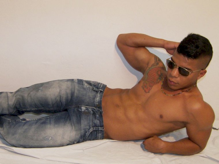 Goldenboy23cmx's profiel - Afbeelding n°1