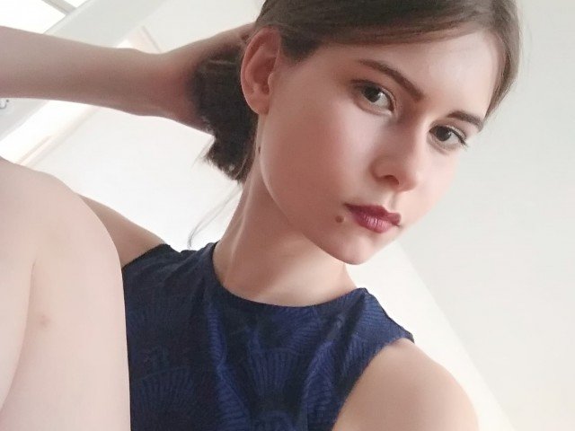 HATTIEbloom's profile - Image n°2