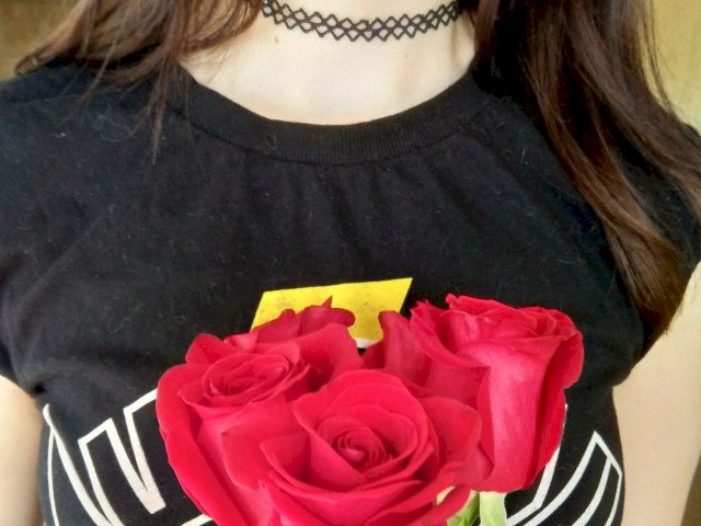 holywhore's profile - Image n°0