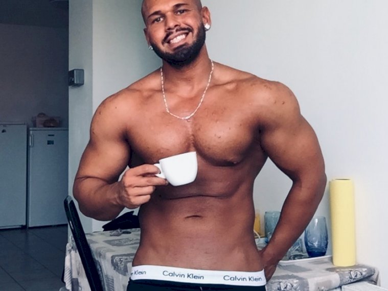 HotGabriel24's profile - Image n°0