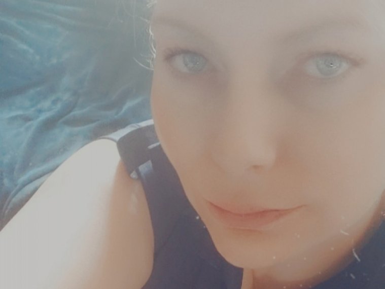 Hotblontje's profile - Image n°0
