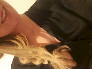 Webcam sex con Hotlatifa