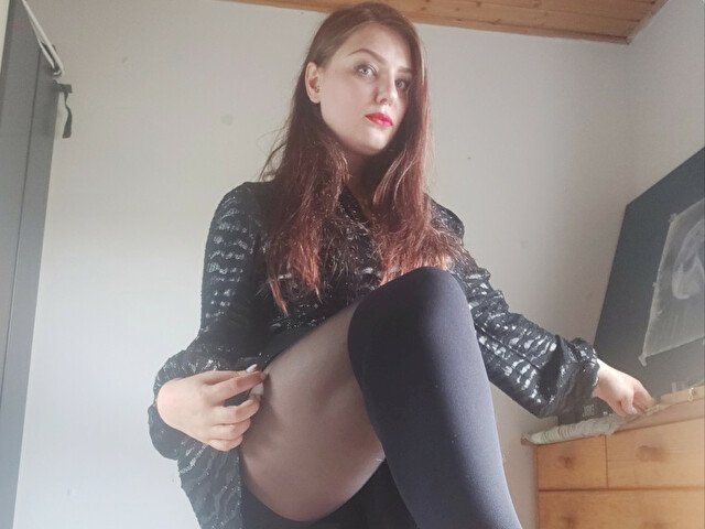 helgaqueen's profile - Image n°0