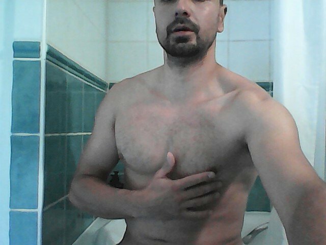 Hunnky's profile - Image n°1