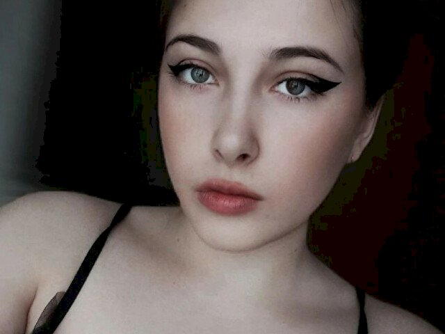 HoneyLora's profile - Image n°1