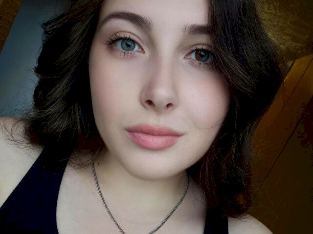 HoneyLora's profile - Image n°2