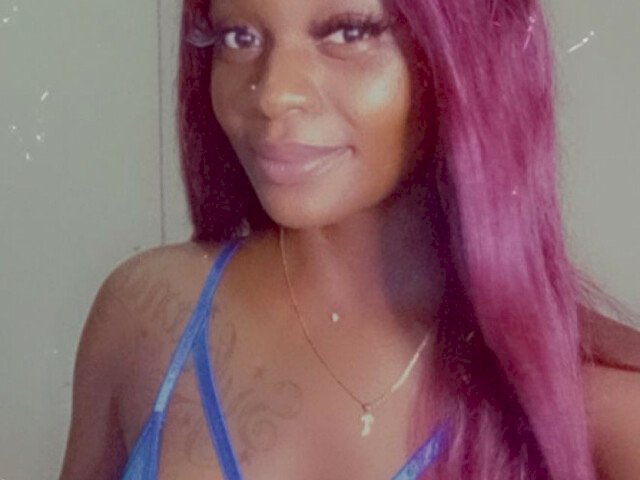 HOTTGYAL's profile - Image n°2