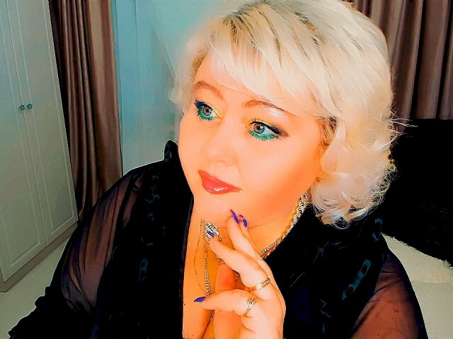 HugeBooobs's profiel - Afbeelding n°38