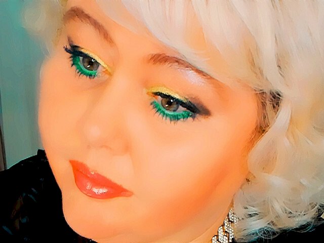 HugeBooobs's profiel - Afbeelding n°41