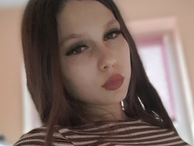 hottiestella's profile - Image n°1