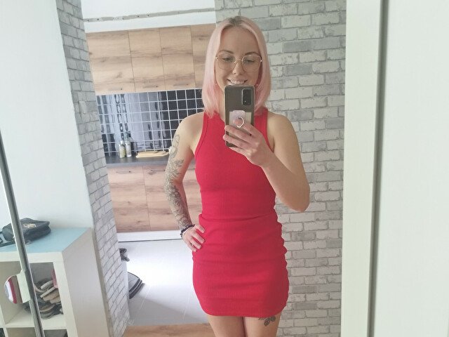 HotSarra's profile - Image n°4