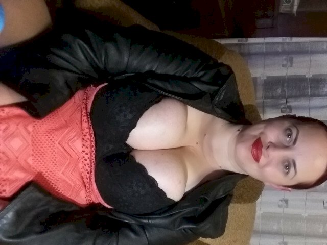 Perfil con HornyCarla - Imagen  n°8