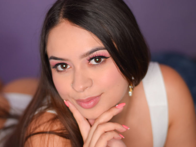 HaileyThompson's profile - Image n°0