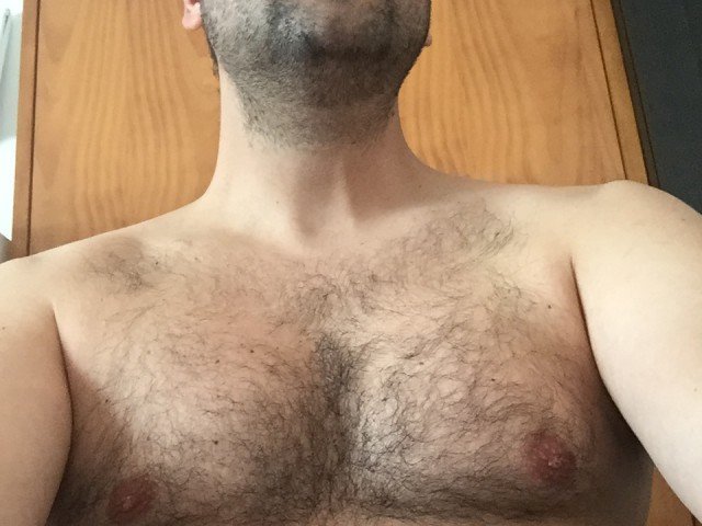 hairybodyboy's profile - Image n°1