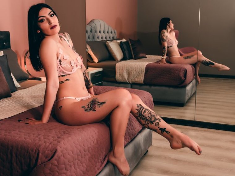 HayleiVega's profile - Image n°0