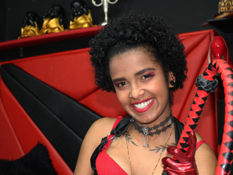 HeidiVila's profile - Image n°0