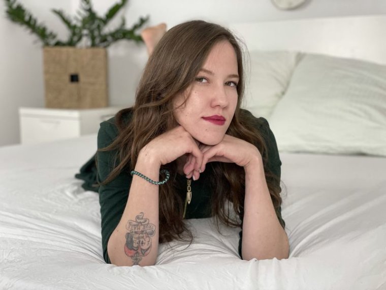 HelenaHarrison's profile - Image n°0
