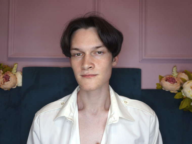 HenryRobertson's profile - Image n°0