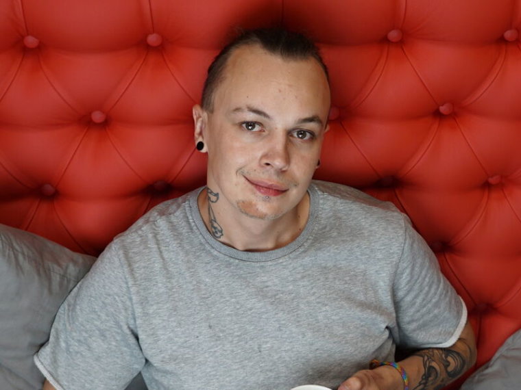 HenryWaters's profile - Image n°0