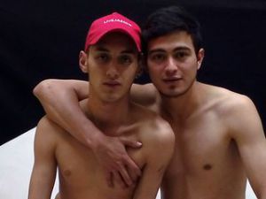 HornyFriendsLat's Sexcam