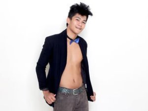 HORNYyoungGeorge's Sexcam