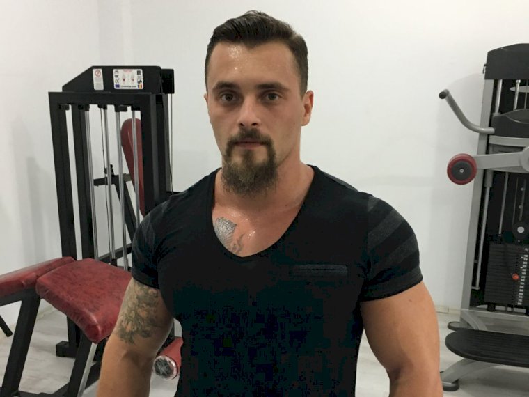 hotangel2015's profile - Image n°1