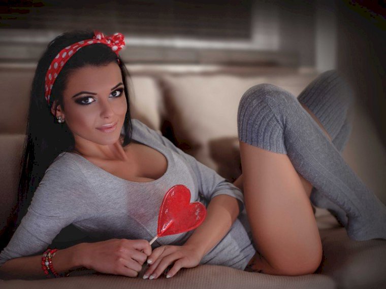 HotBrooke's profile - Image n°4