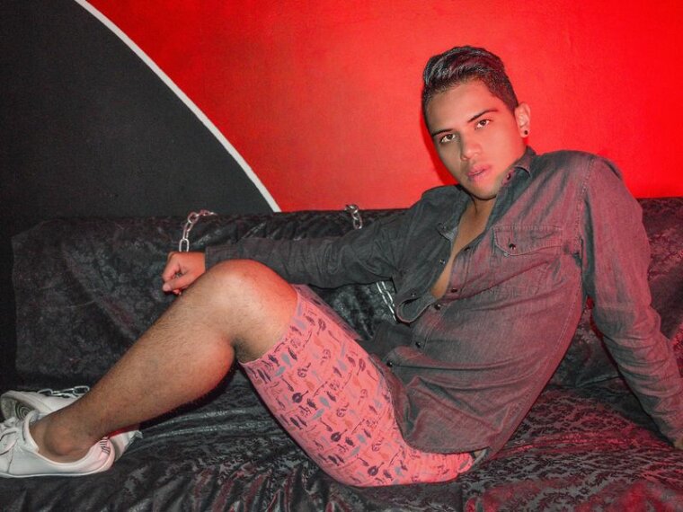 HotKinkyRyan's profile - Image n°0