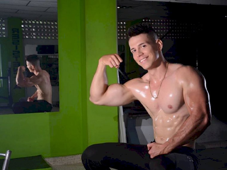 Perfil con hotmuscleguyforu - Imagen  n°0