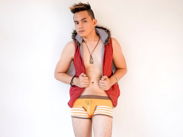 hotSTUDbreeder's profile - Image n°1