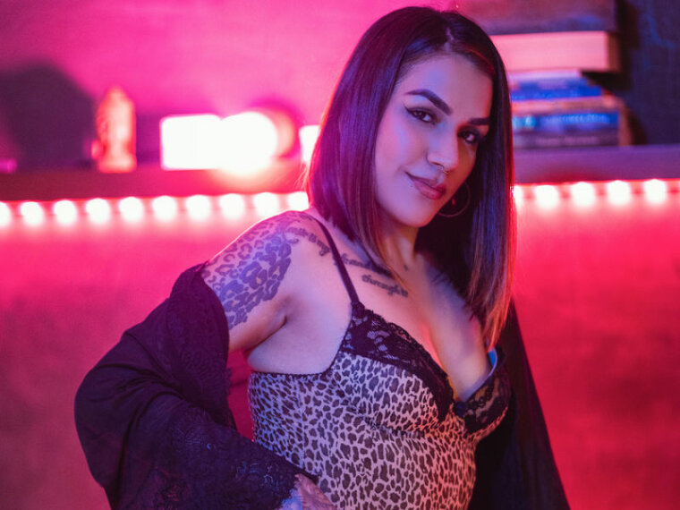 HottieNefertiti's profile - Image n°0