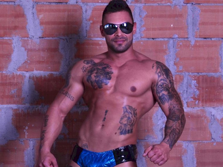 Profil de HotTonyStud - Photo n°0