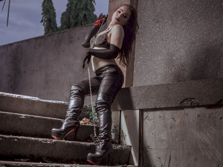 HUGEDICKSEXQUEEN' profilo - Immagine n°1