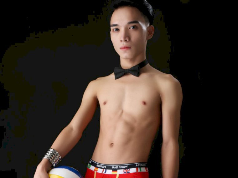 HUGEsexyWARRIOR's profile - Image n°1
