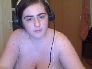HugeTits4u's Sexcam