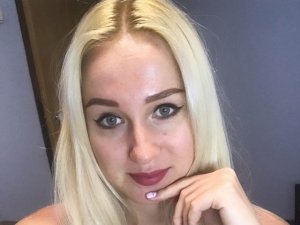 IamHotBlonde's Sexcam
