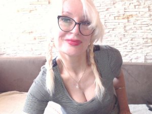 IselinElle's Sexcam