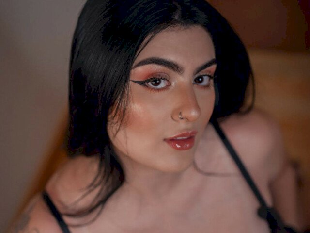 IrisBrown's profile - Image n°4