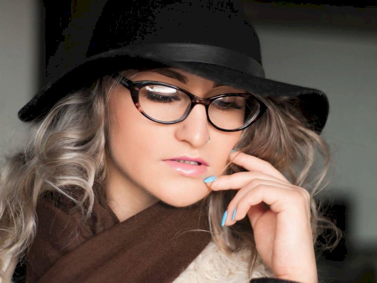 Irinalova's profile - Image n°1