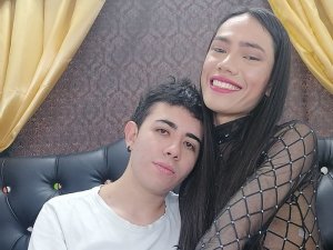 IsabellaAndJulia's Sexcam