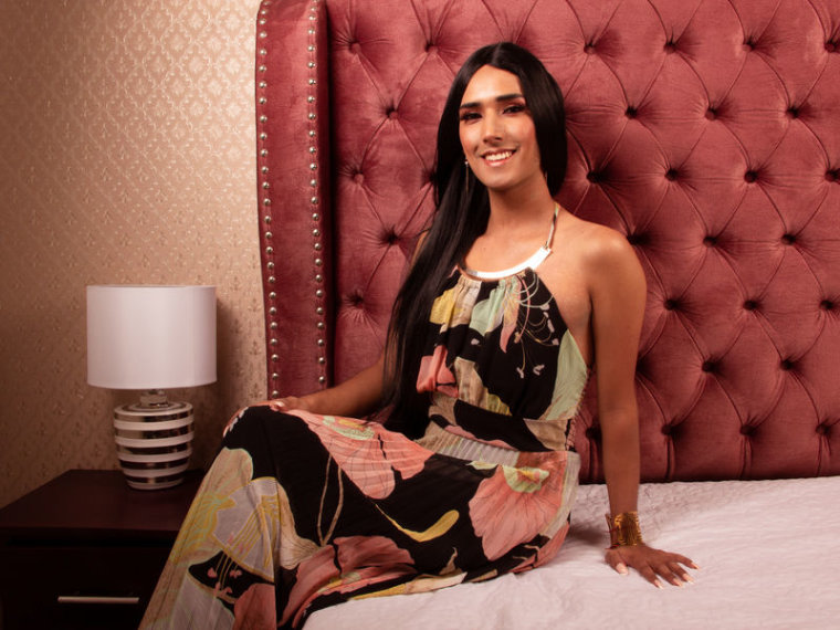 IsabelleTrujillo's profile - Image n°0