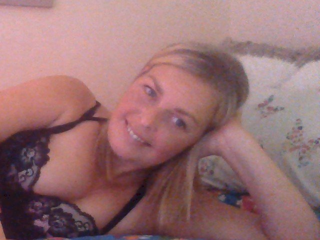 izzynew32's profile - Image n°0